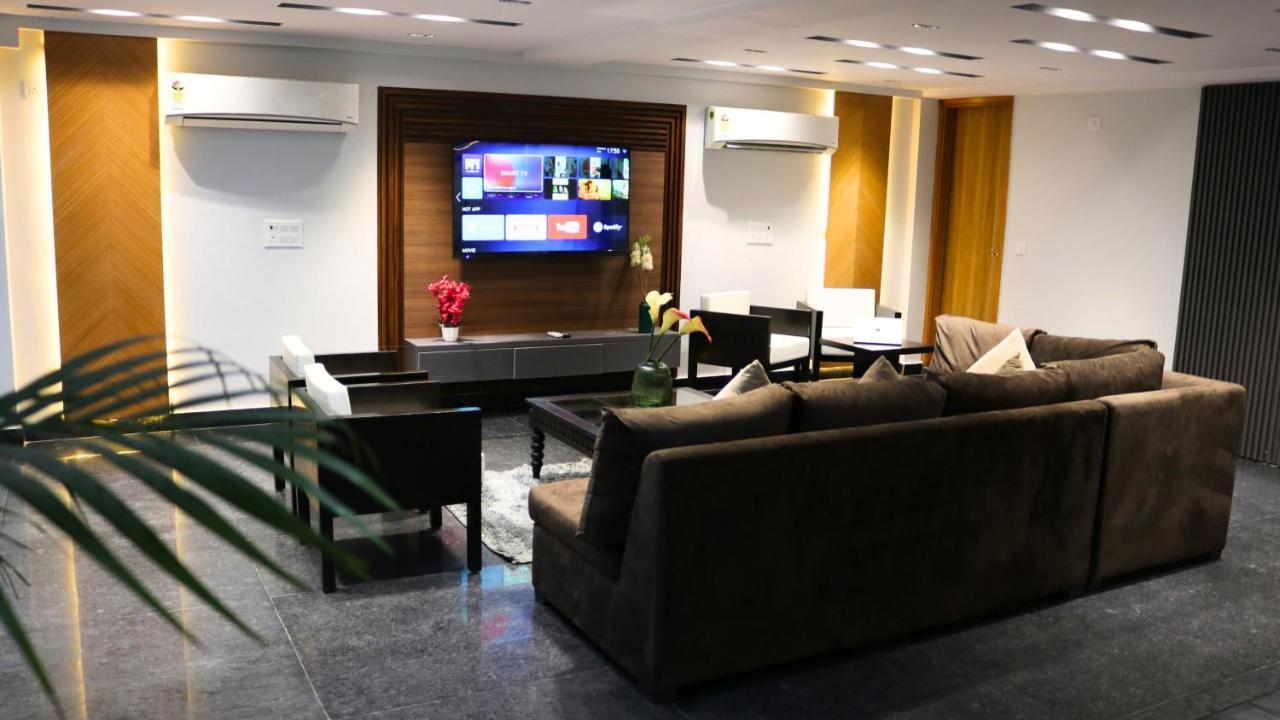 גורגאון Fuji Ryokan Corporate Stays מראה חיצוני תמונה
